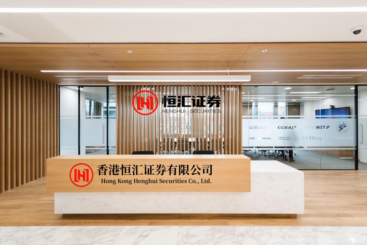 倍悦网 关晓彤素颜打网球上热搜，网友说这双小腿把自律刻在了骨子里